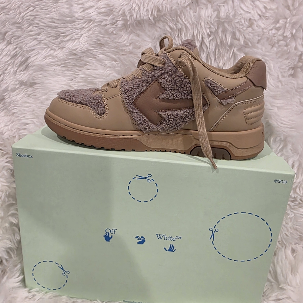 Off-White Tan Sneakers